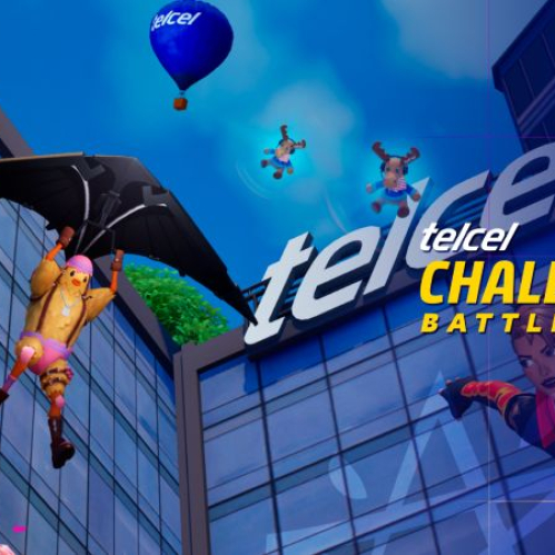 Imagen promocional del torneo Telcel Challenger Battle Series en Fortnite. Se observa un entorno urbano de videojuegos con un edificio moderno de cristal que lleva el logotipo de Telcel. En el cielo azul vuela un globo aerostático de Telcel y dos personajes descendiendo en paracaídas y alas deltas estilizadas. A la derecha destaca el título "telcel CHALLENGER BATTLE SERIES" en letras amarillas y blancas.