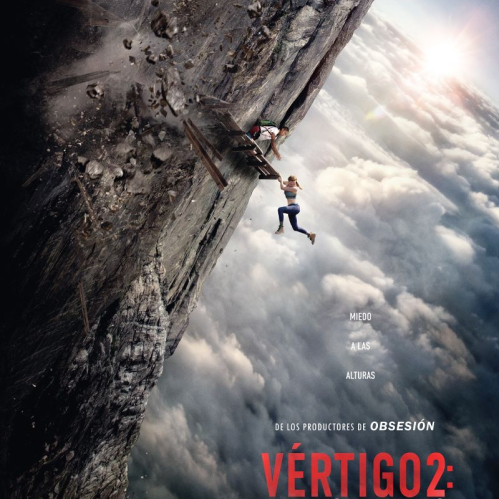 Póster oficial de la película "Vértigo 2: Punto muerto", mostrando a una persona colgando de un puente de madera colapsado en un acantilado vertical sobre las nubes.
