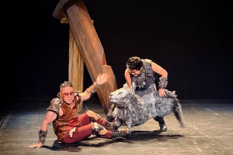 “Fenrir, el dios lobo” aúlla en el Foro la Gruta