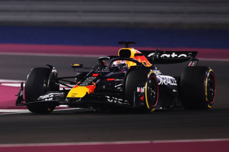 Verstappen triunfa en Losail; Lawson y Tsunoda suman puntos