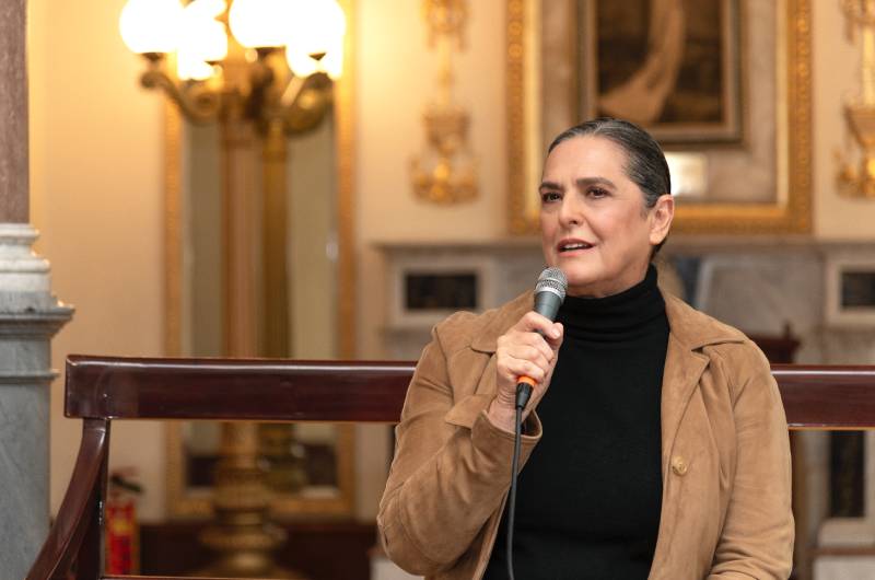 Cecilia Toussaint se presentará con “Noche de Día y Otros Amaneceres” 