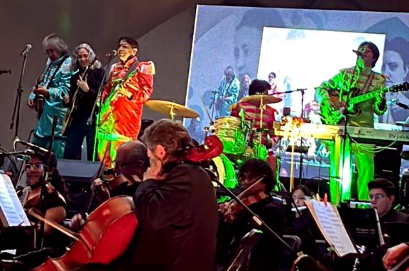 The Beatles Sinfónico en el Teatro Ángela Peralta