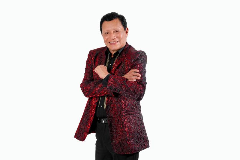 Alberto Pedraza triunfa con su cumbia sonidera