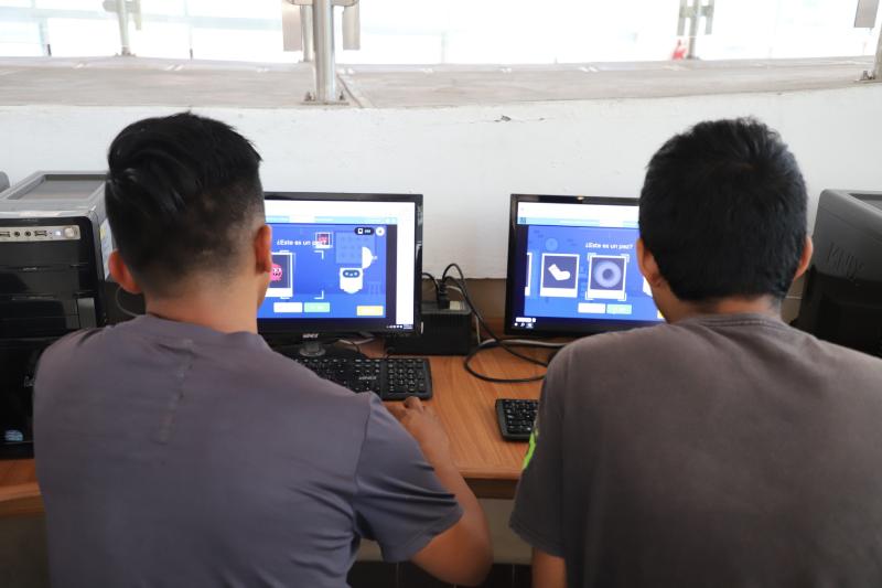 Impulsan formación en IA