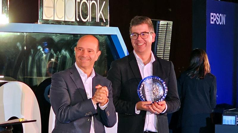 Epson conmemora 100 millones de impresoras EcoTank vendidas con evento en la CDMX