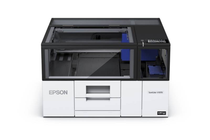 Lanzan la SureColor V1070 para impresión UV de escritorio