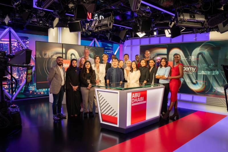 110 aspirantes a periodistas se unen a la simulación de narración climática de CNN Academy 