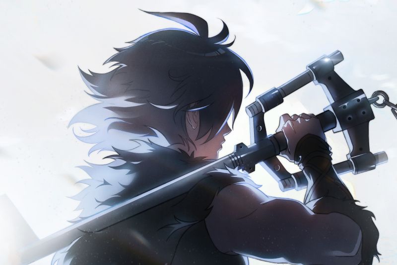 Ilustración promocional de la serie de anime de Kingdom Hearts en Disney+ Ilustración al estilo anime de un personaje visto de espaldas en perfil contra un fondo claro. Presenta cabello oscuro puntiagudo, una vestimenta de tono oscuro con cuello de peluche y sostiene sobre el hombro una espada Keyblade metálica detallada.