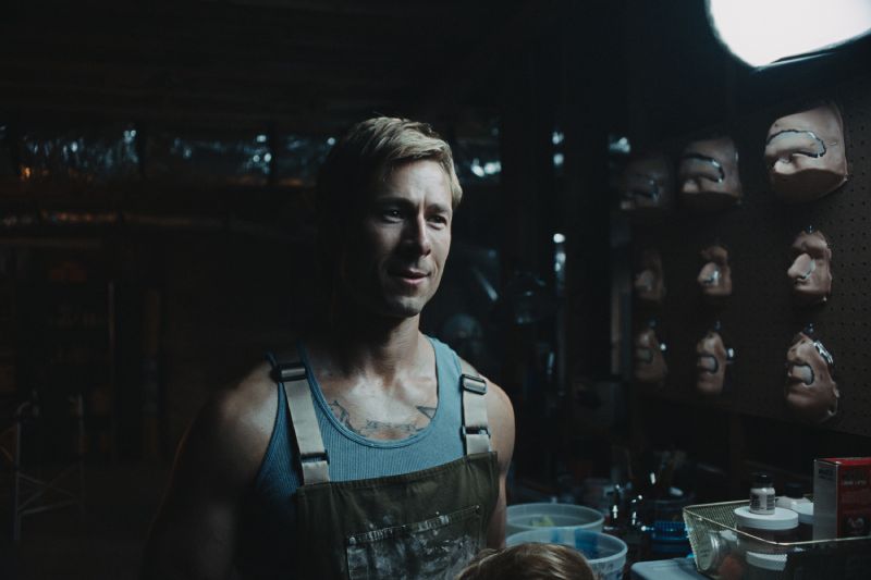 Glen Powell regresa en la segunda temporada de Chad Powers: mariscal de campo por Disney+ 