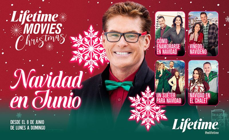 Lifetime – Navidad en Junio Póster promocional con un presentador sonriente sobre un fondo rojo con motivos navideños y escenas de varias películas temáticas.