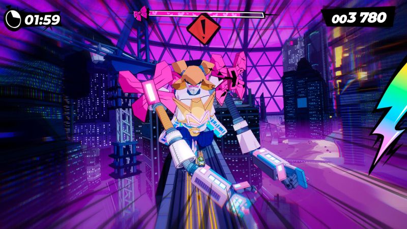 Enfrentamiento contra un jefe gigante estilo mecha futurista adornado con moños rosas sobre una pista en una ciudad nocturna iluminada por neones.