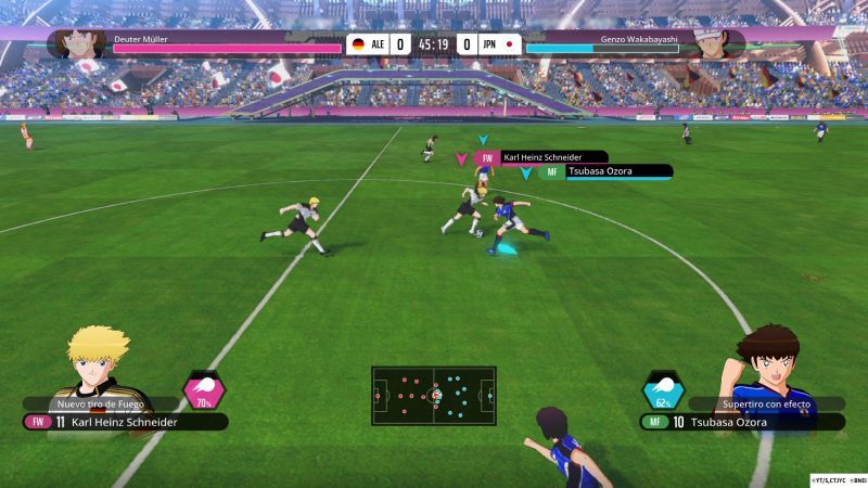 Encuentro directo entre Tsubasa Ozora y Karl Heinz Schneider Tsubasa Ozora encarando al delantero Karl Heinz Schneider en el medio campo durante el partido entre Japón y Alemania.