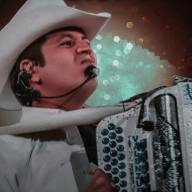 Remmy Valenzuela regresa a la Arena CDMX con su tour “En vivo desde el rancho”