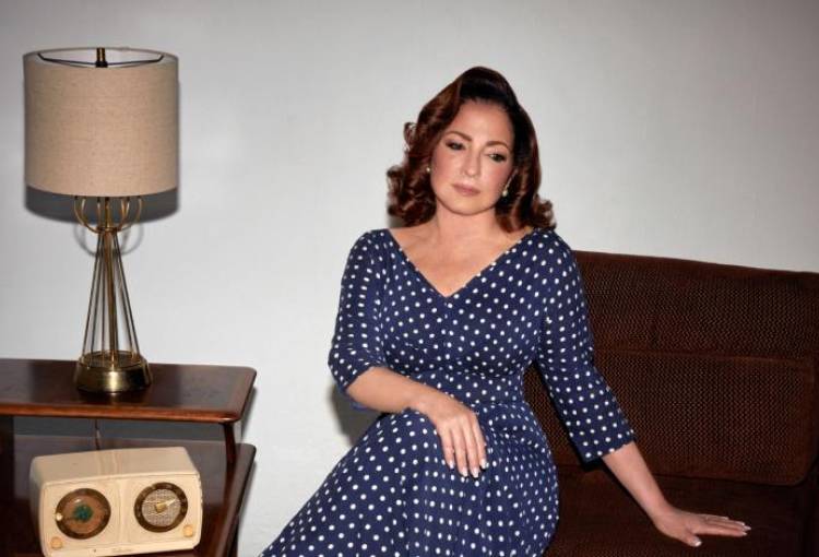 Gloria Estefan celebra su legado con el álbum Raíces